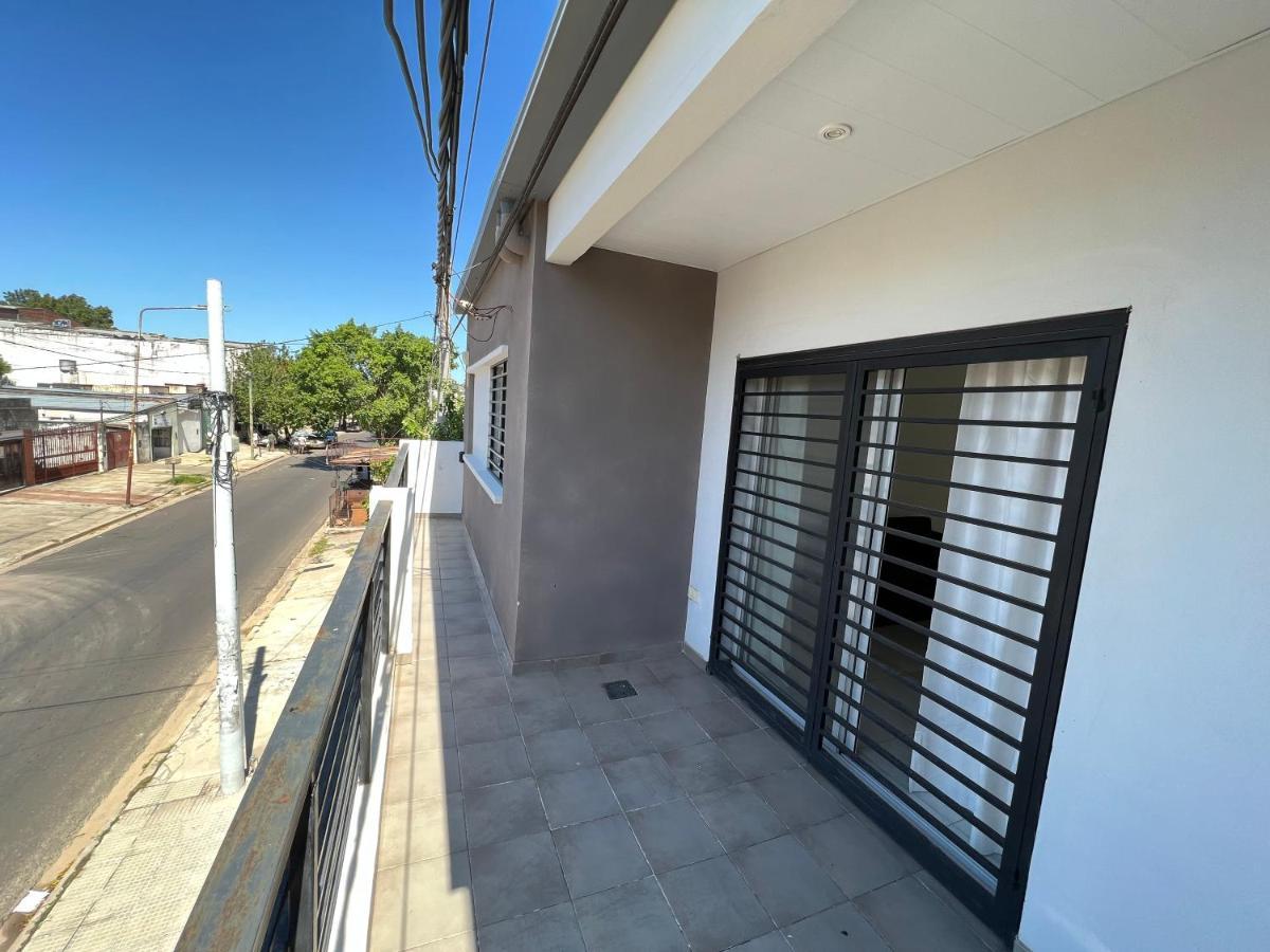 H&l Con Balcon Y Parrilla * Corrientes